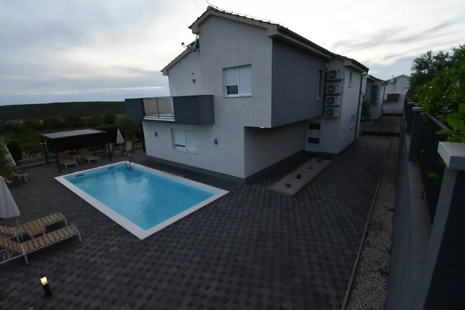 Luxury Escape with Swimming Pool & Modern Design -Deluxe Four Bedroom Villa with Private Pool ( Villa 4)-Swimming pool