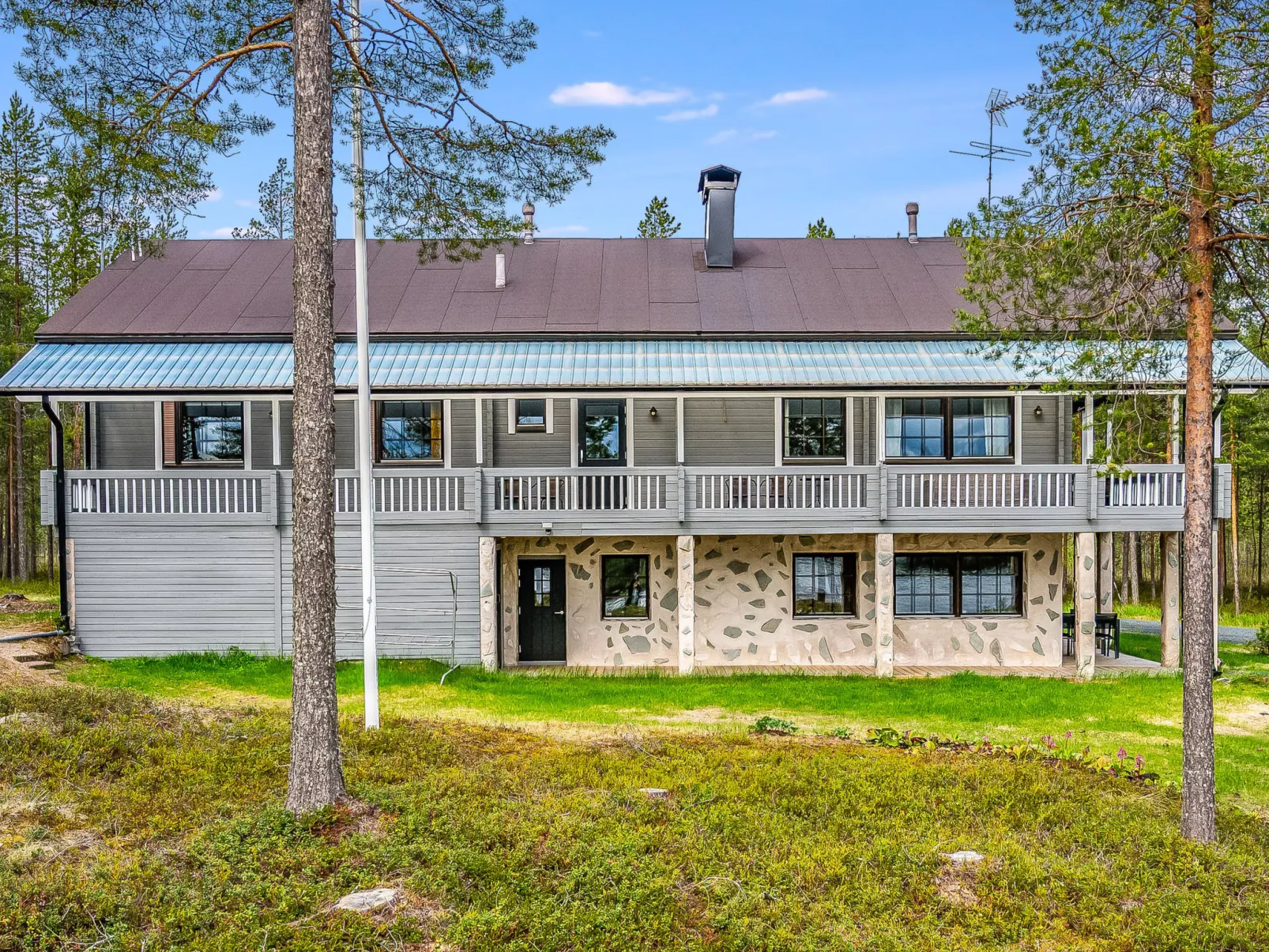 Villa kilkilö-Drinnen