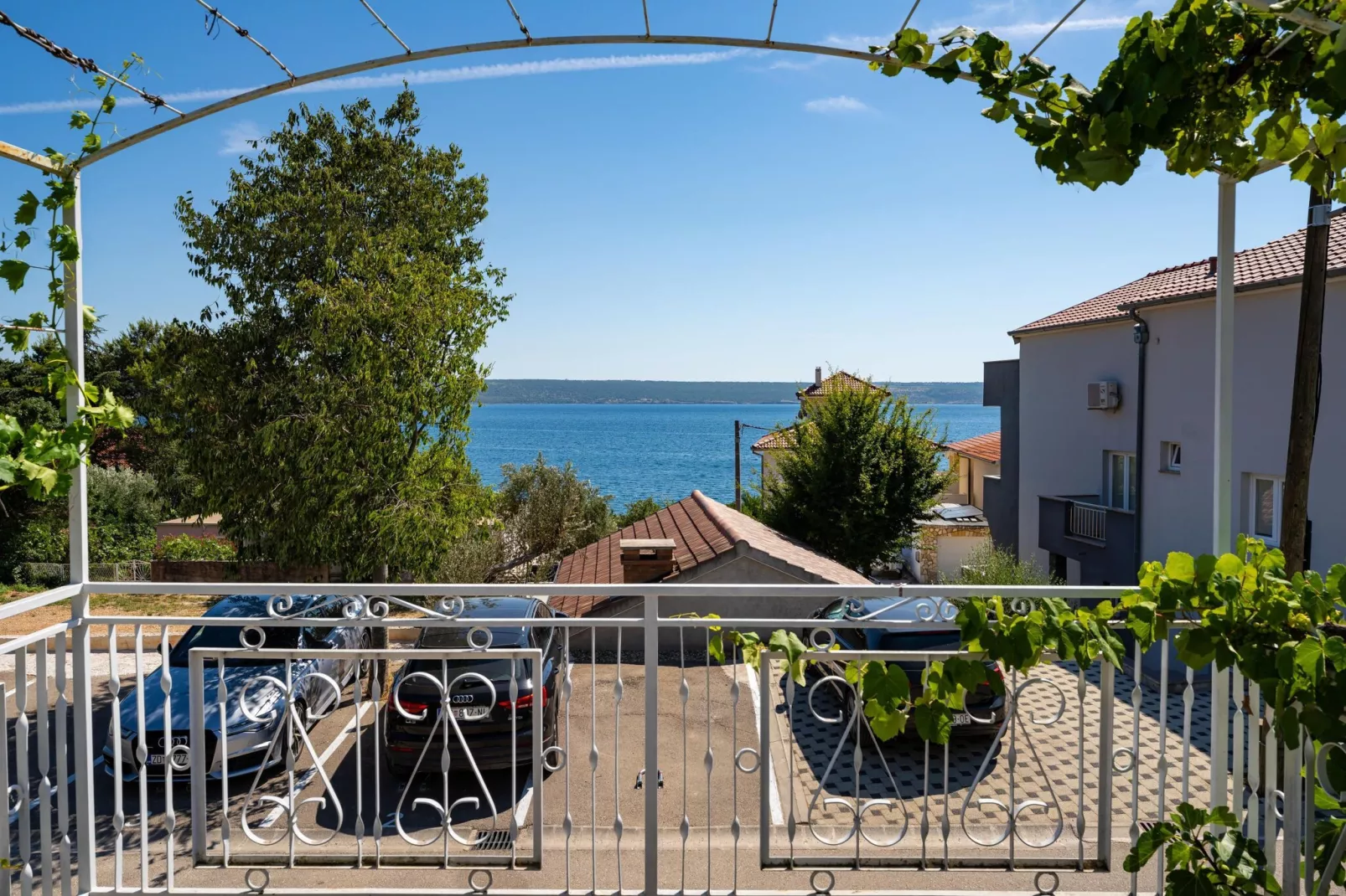 Vacation house Maslenica-View in summer