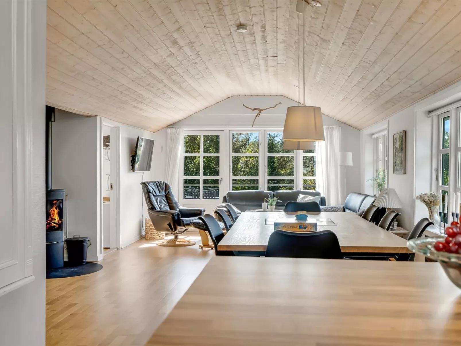 "Engelbertine" - 210m to the fjord-Drinnen