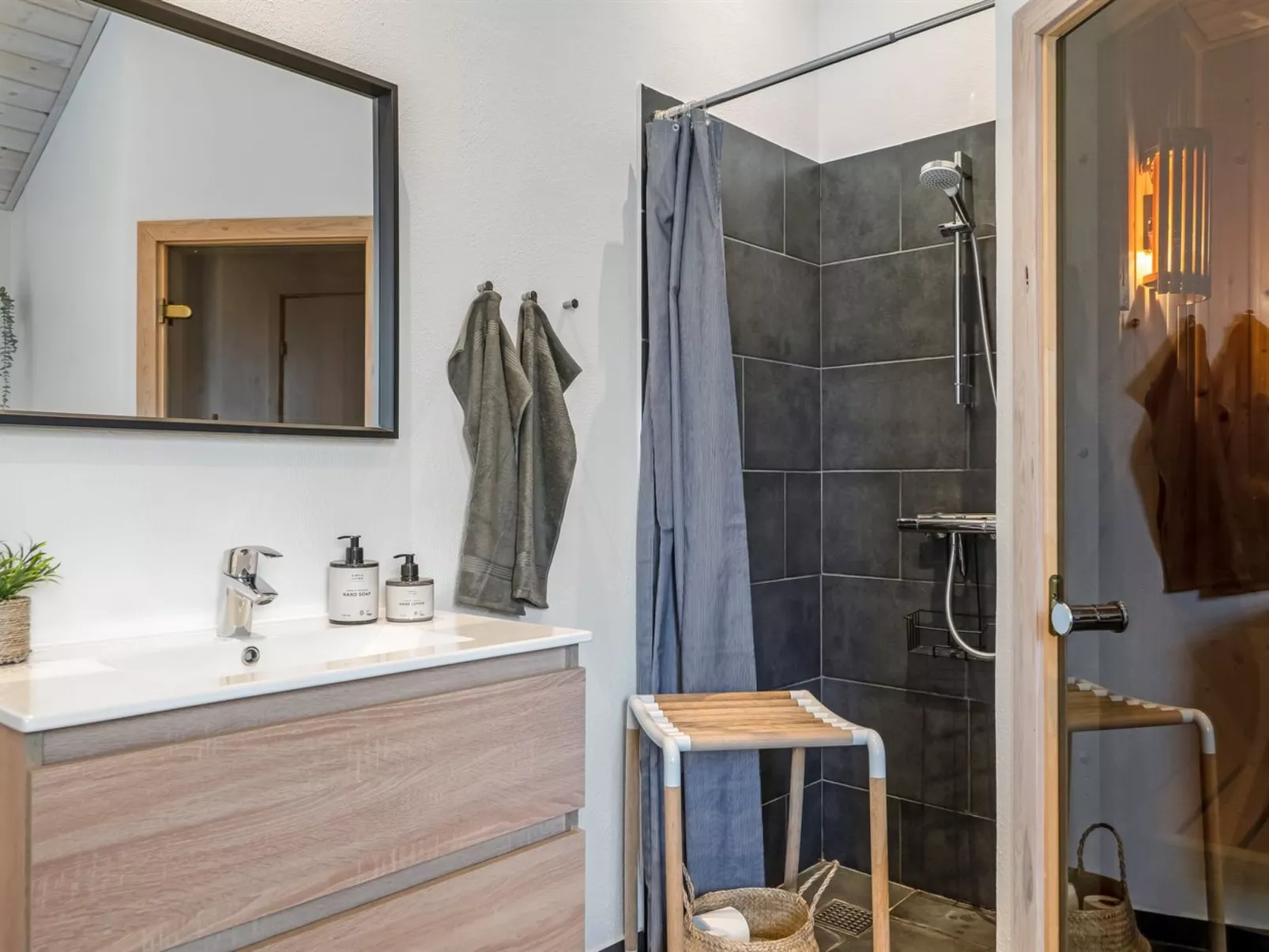 "Javorka" - 1.4km from the sea-Inside