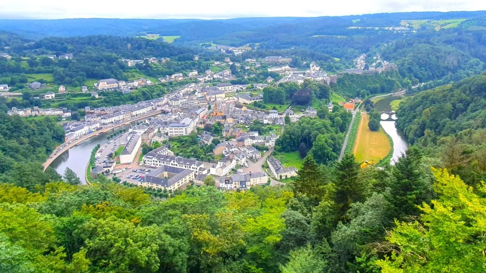 Agathe-Areas within 20km in summer