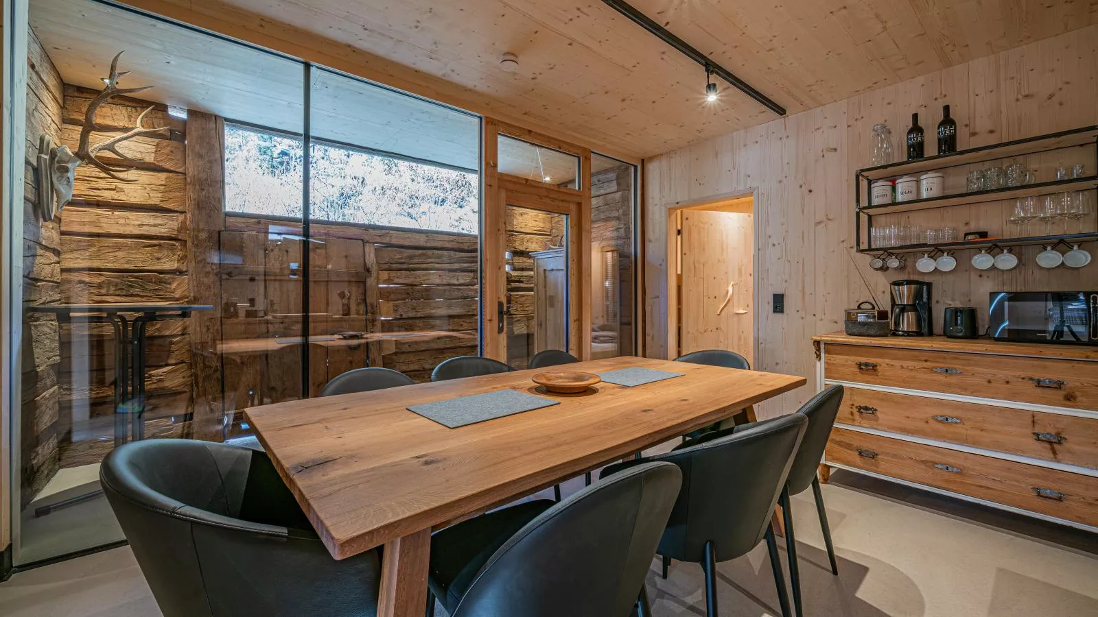 Raneburg 4-Esszimmer