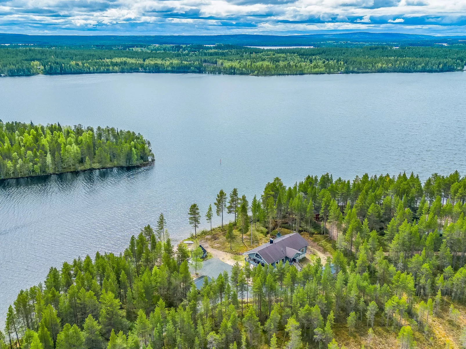 Villa kilkilö-Drinnen