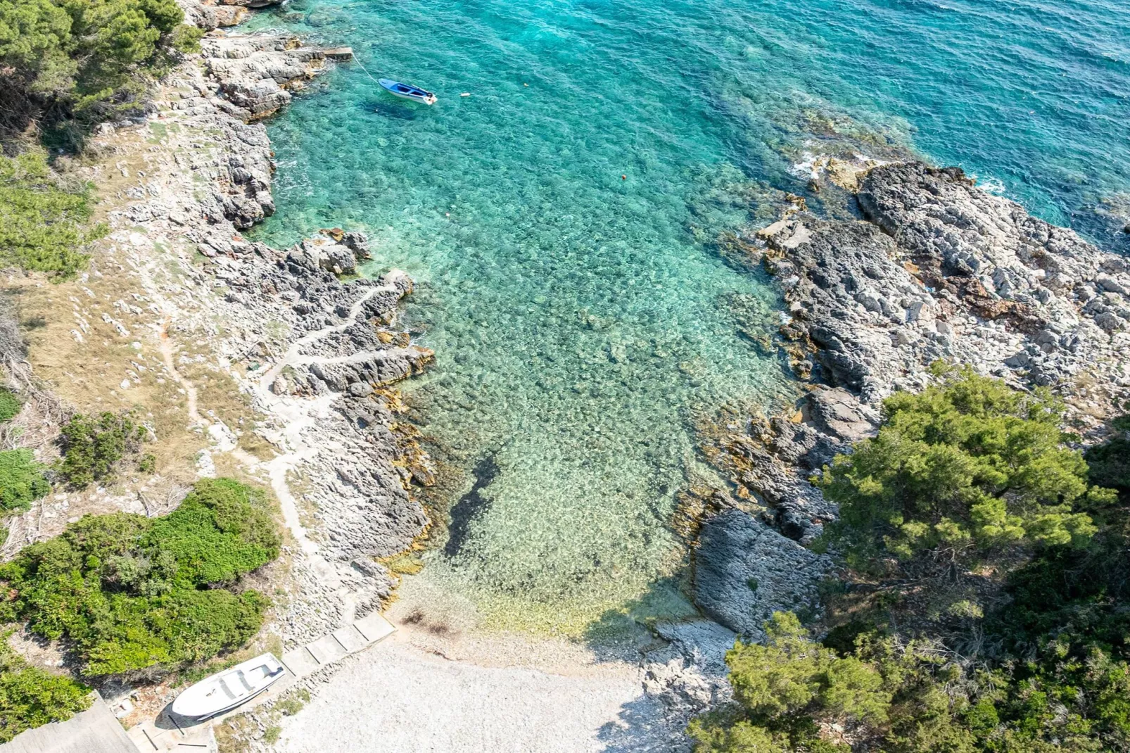 Holiday Home Island Gem - Five  Bedroom Apartment-Vue