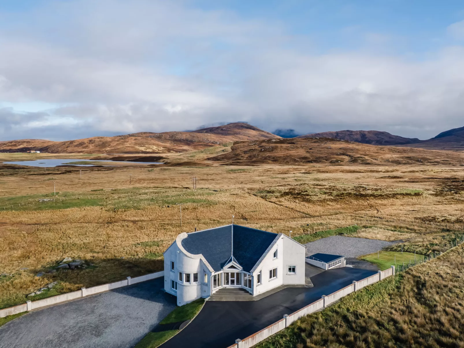Benderloch House & Frobost Lodge-Dehors