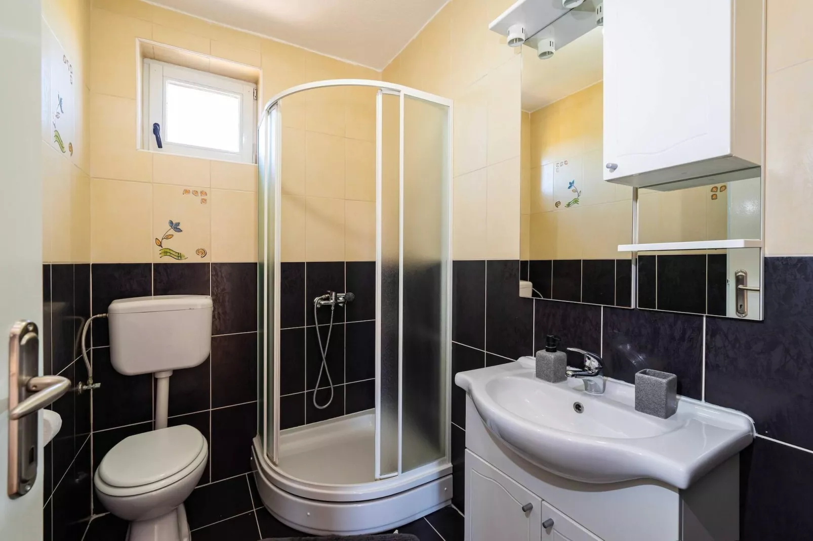 Holiday home Maria-Badezimmer