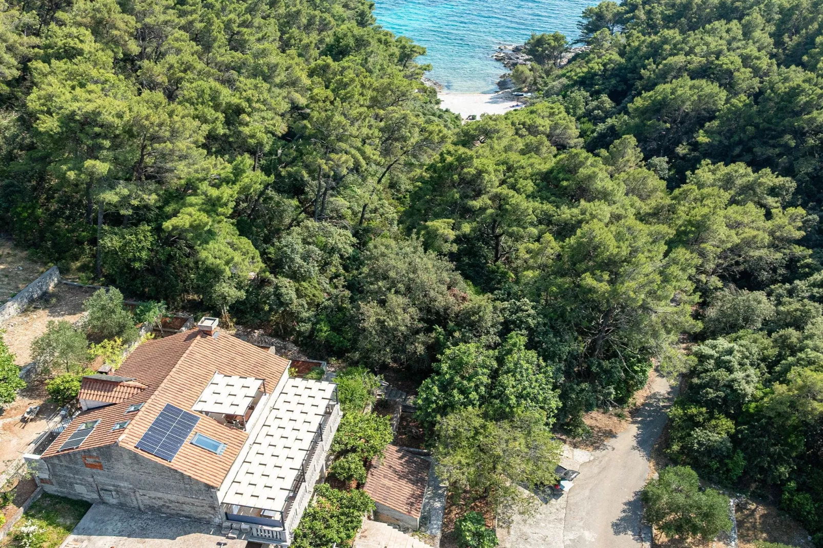 Holiday Home Island Gem - Five  Bedroom Apartment-Vue