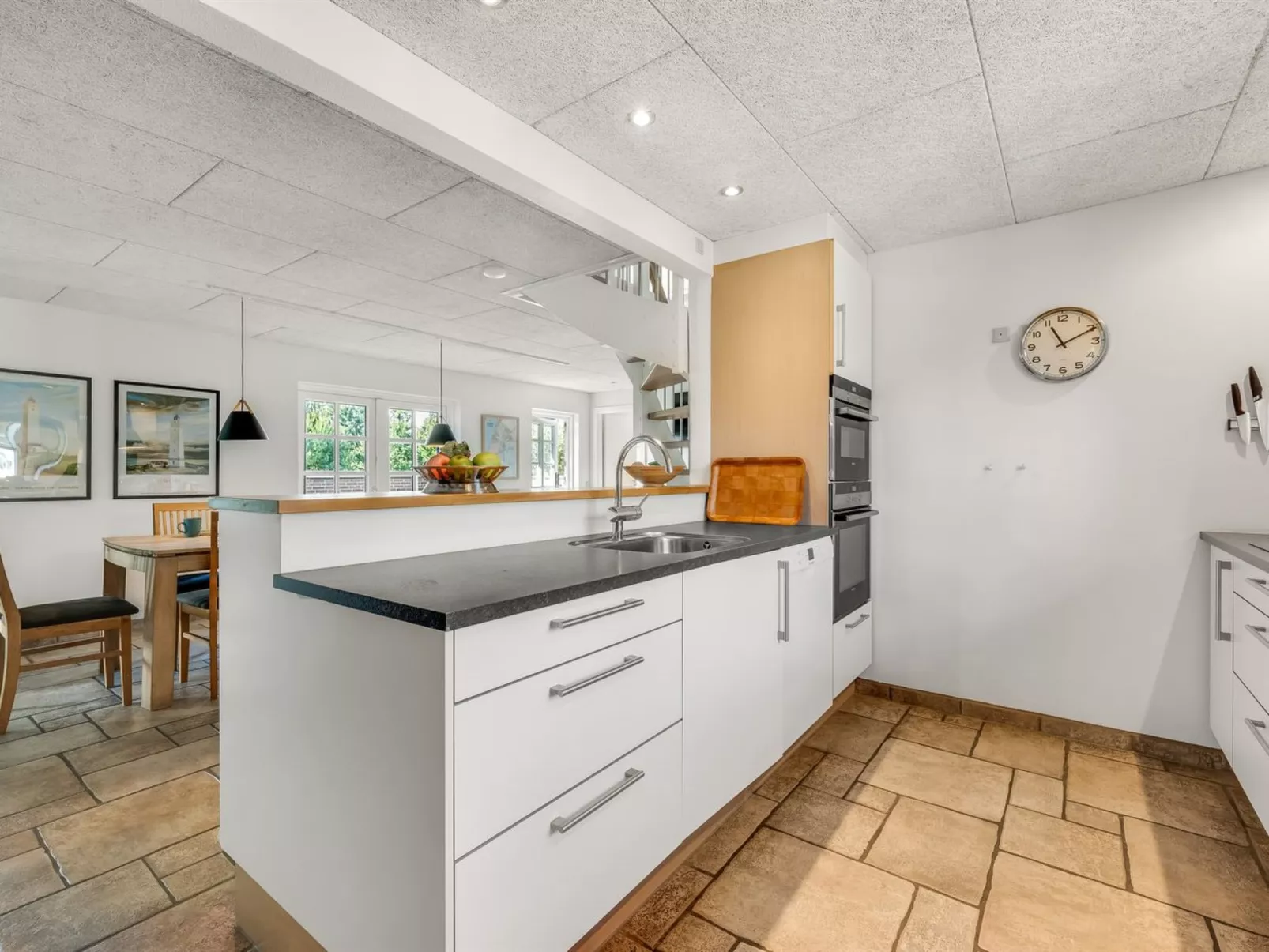 "Adia" - 300m from the sea-Dedans