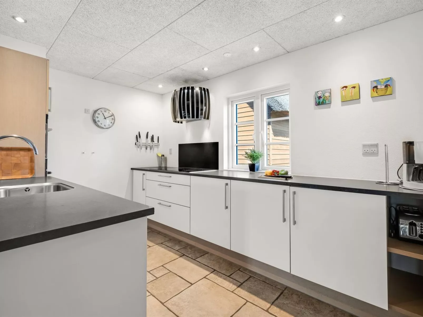 "Adia" - 300m from the sea-Dedans