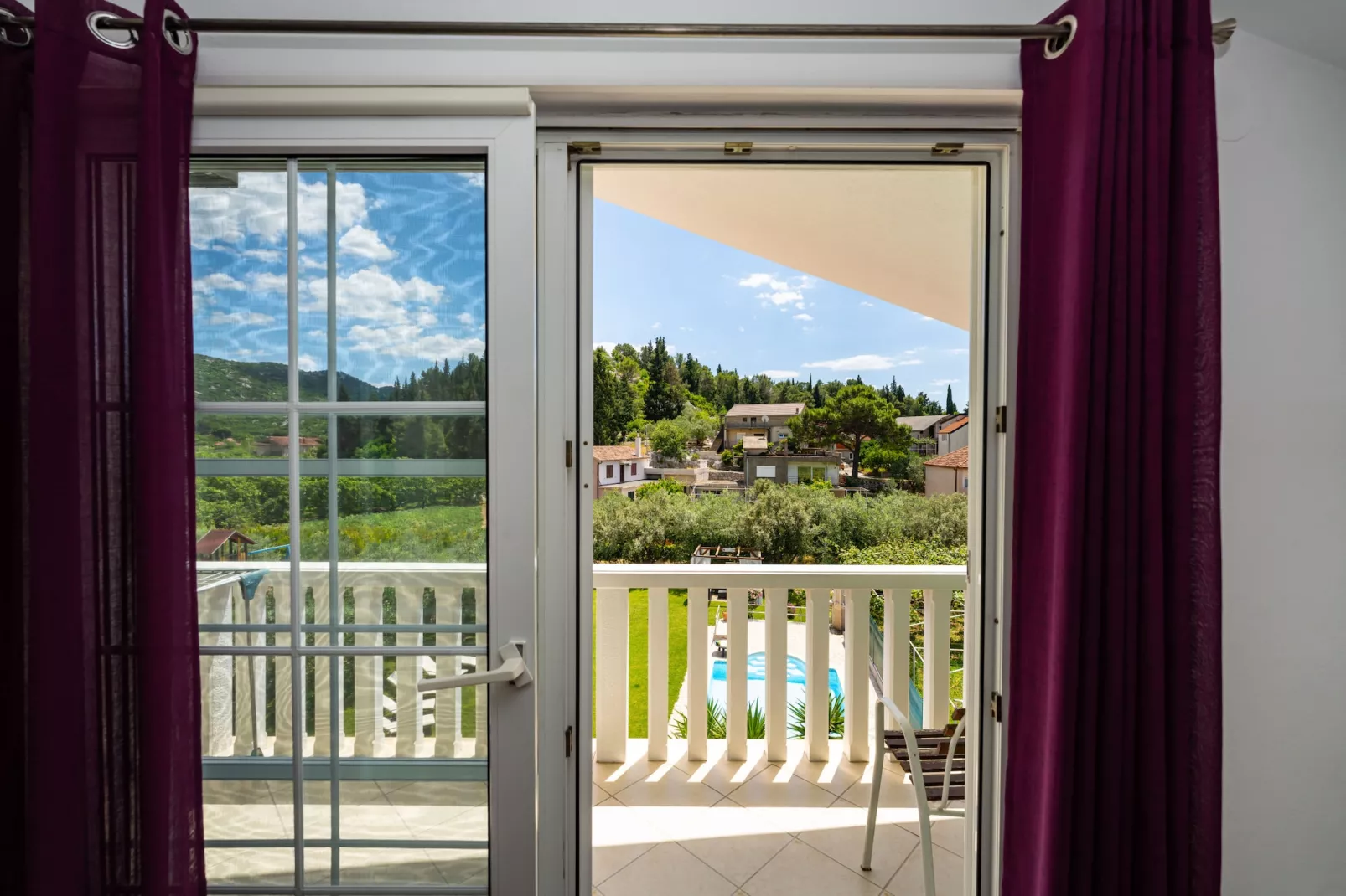 Villa Green Paradise-View in summer