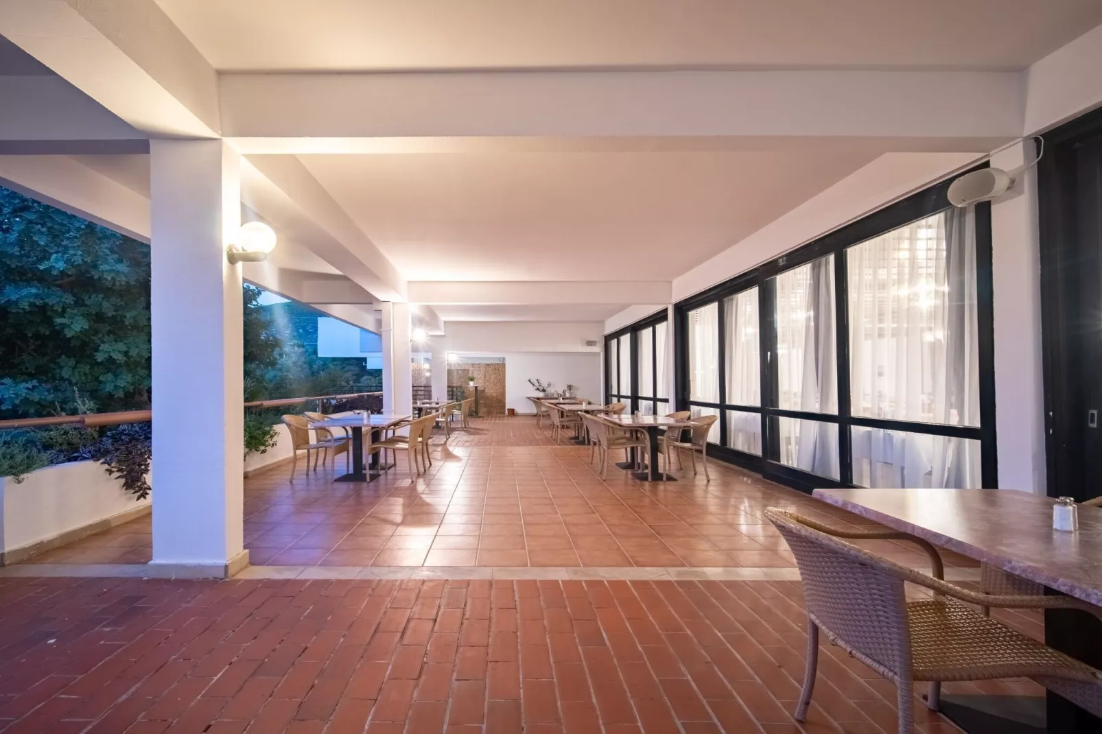 Hotel Issa - Double Room Sea View 1-Facilities