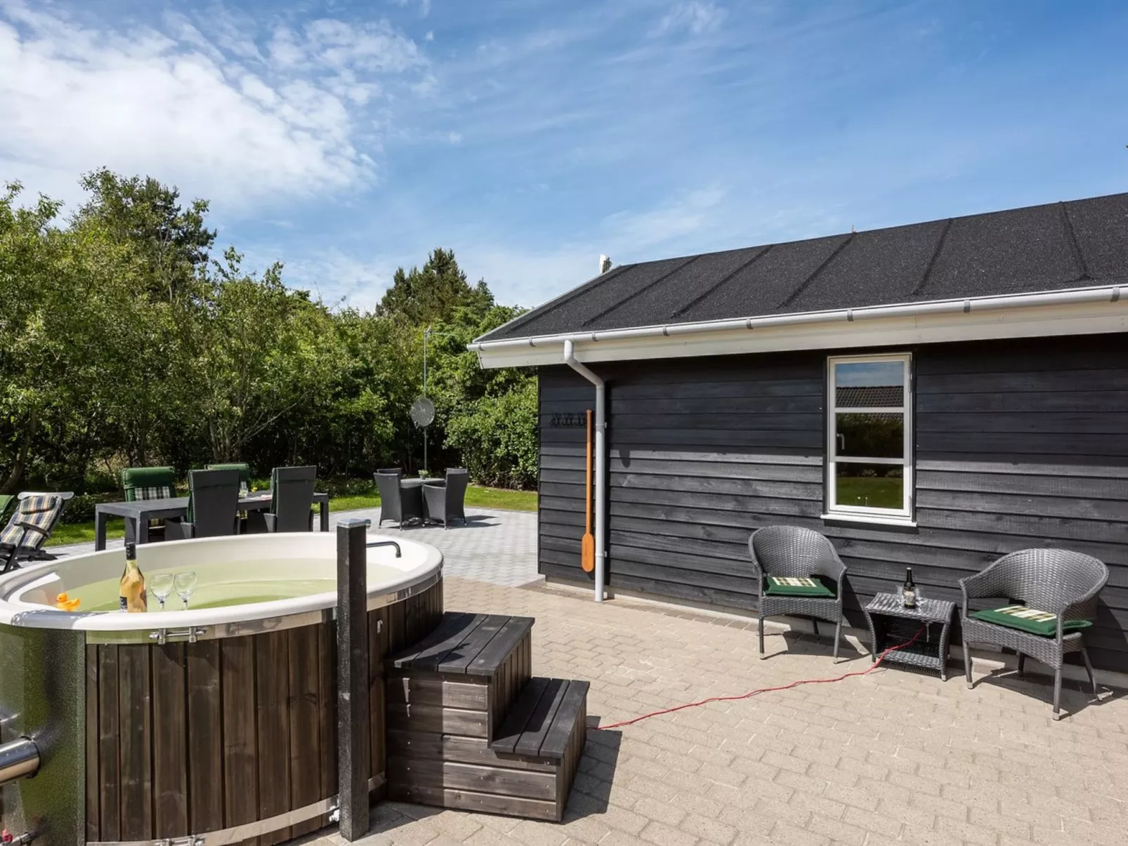 "Benita" - 400m to the fjord-Dehors