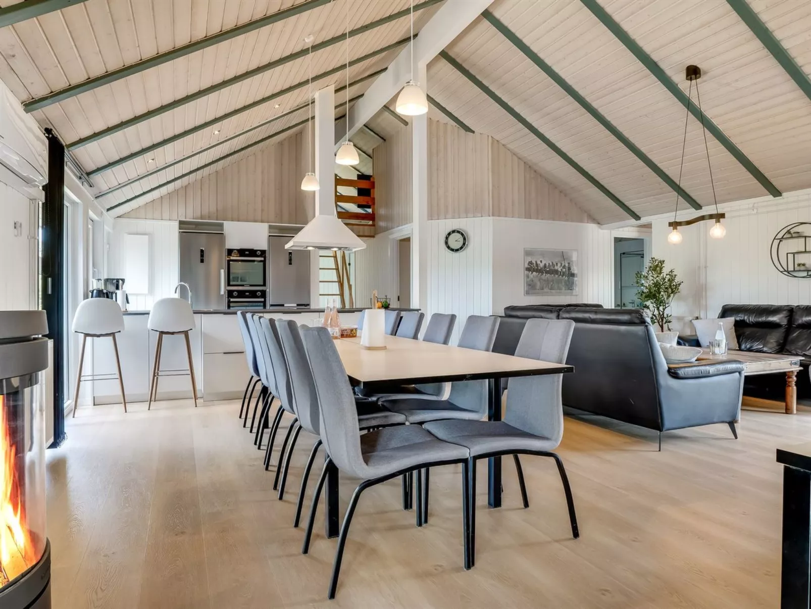 "Eftim" - 500m from the sea-Inside