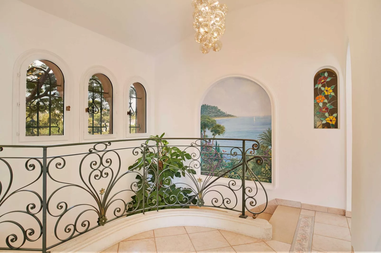 AP-652-PERTUADES-Untagged