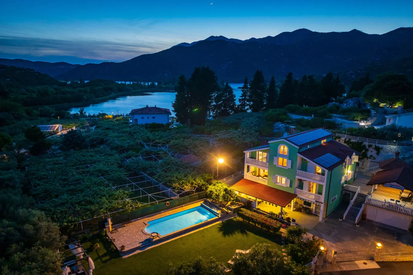 Villa Green Paradise-Areas within 1km in summer