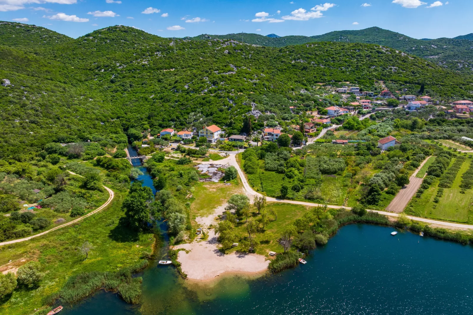 Villa Green Paradise-Areas within 1km in summer