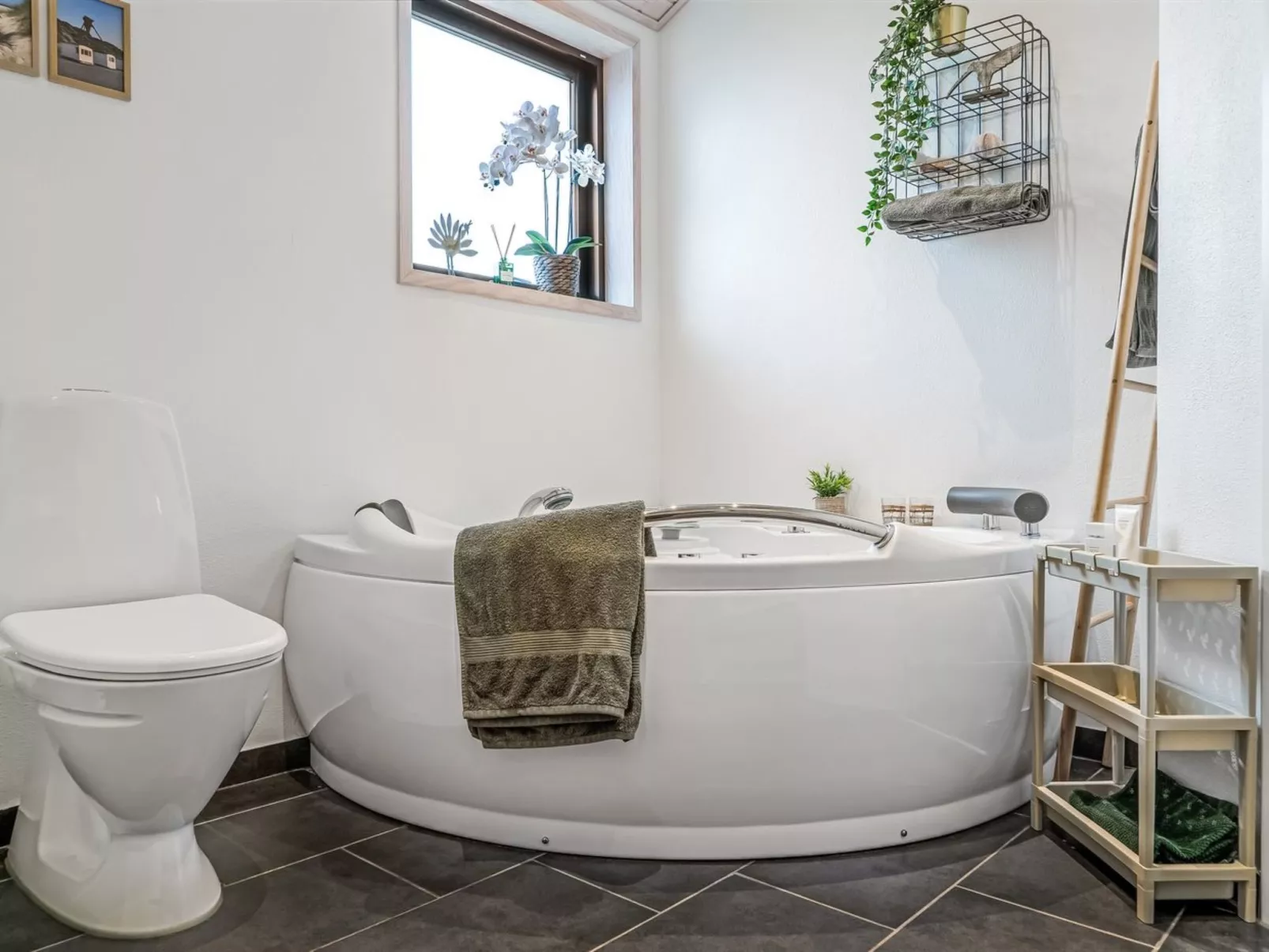 "Javorka" - 1.4km from the sea-Inside