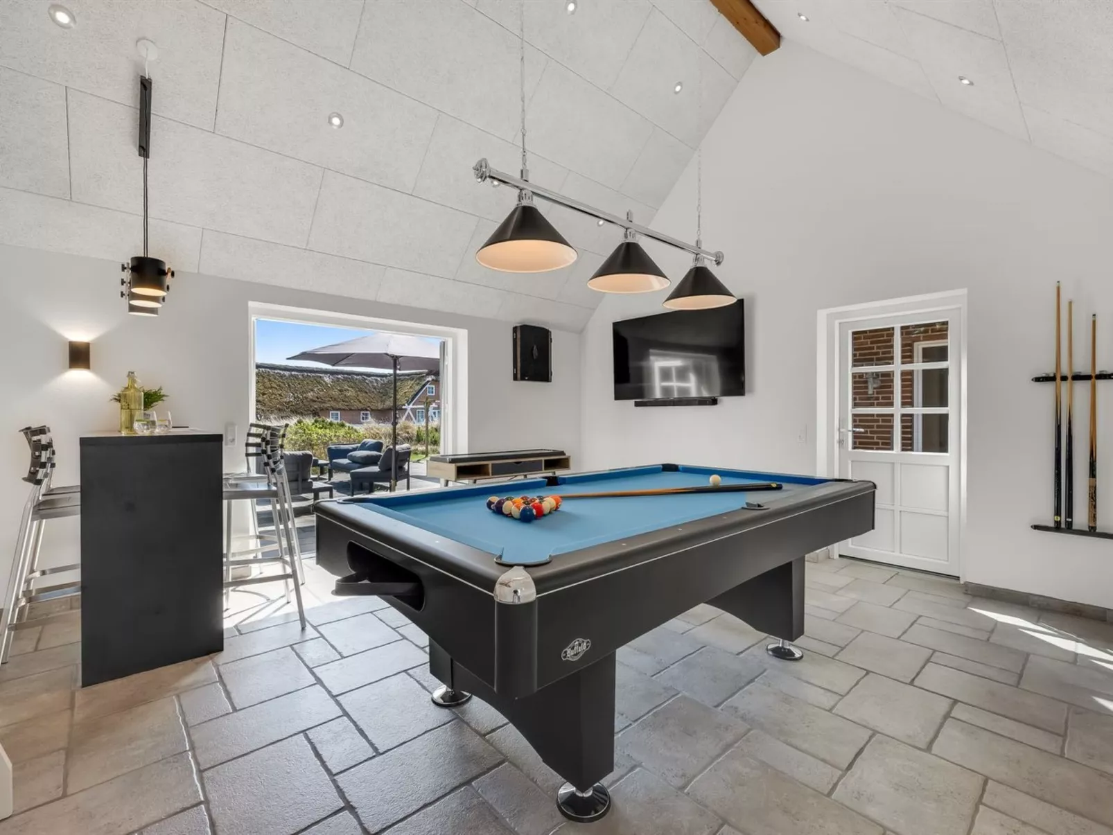 "Adia" - 300m from the sea-Dedans