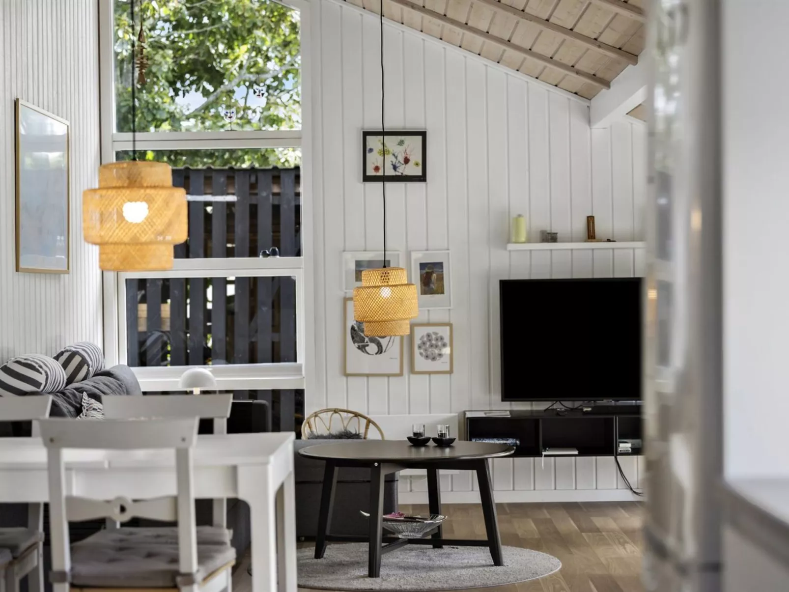 "Gita" - 2.2km from the sea-Drinnen