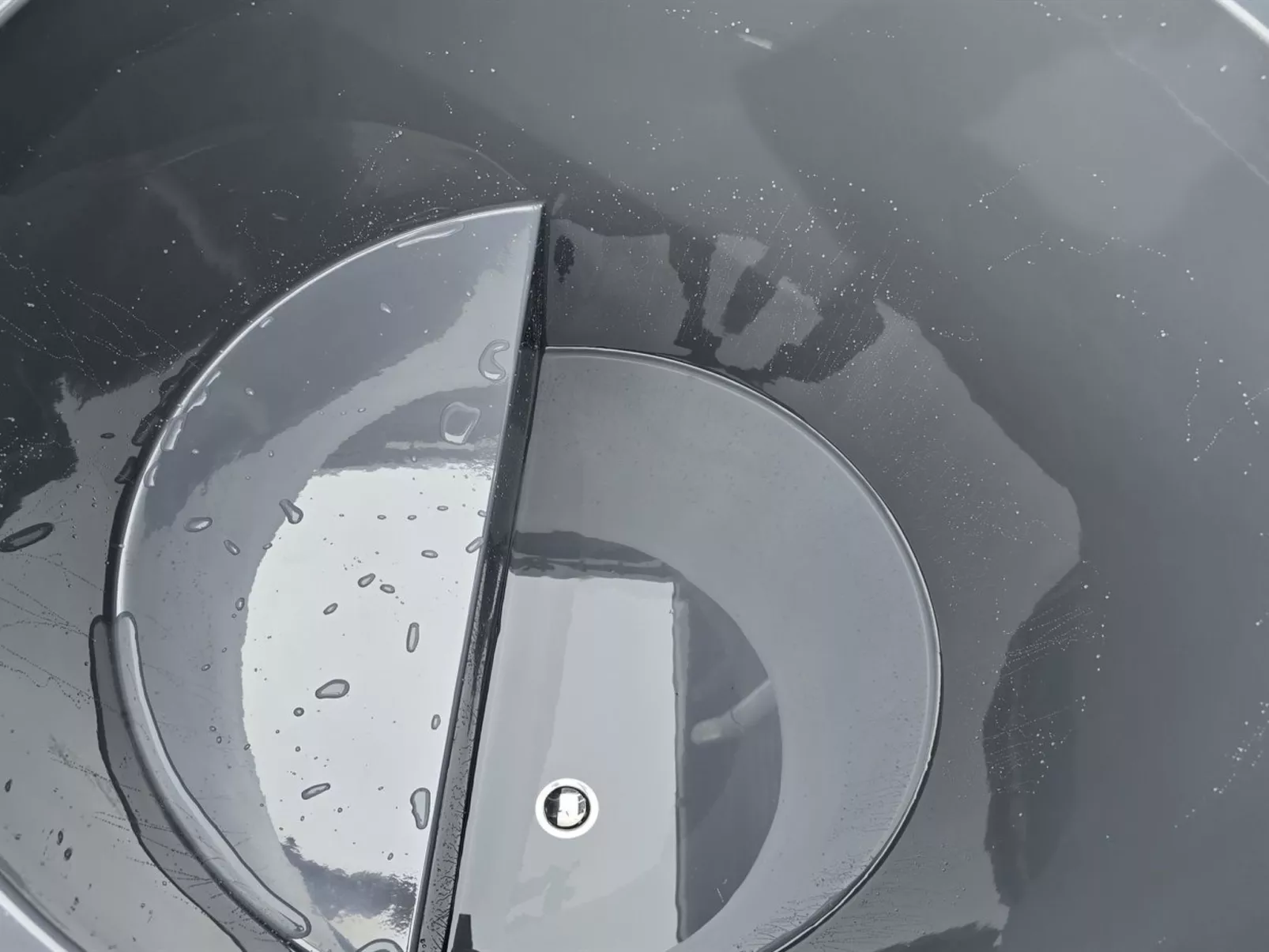 "Grep" - 800m from the sea-Drinnen