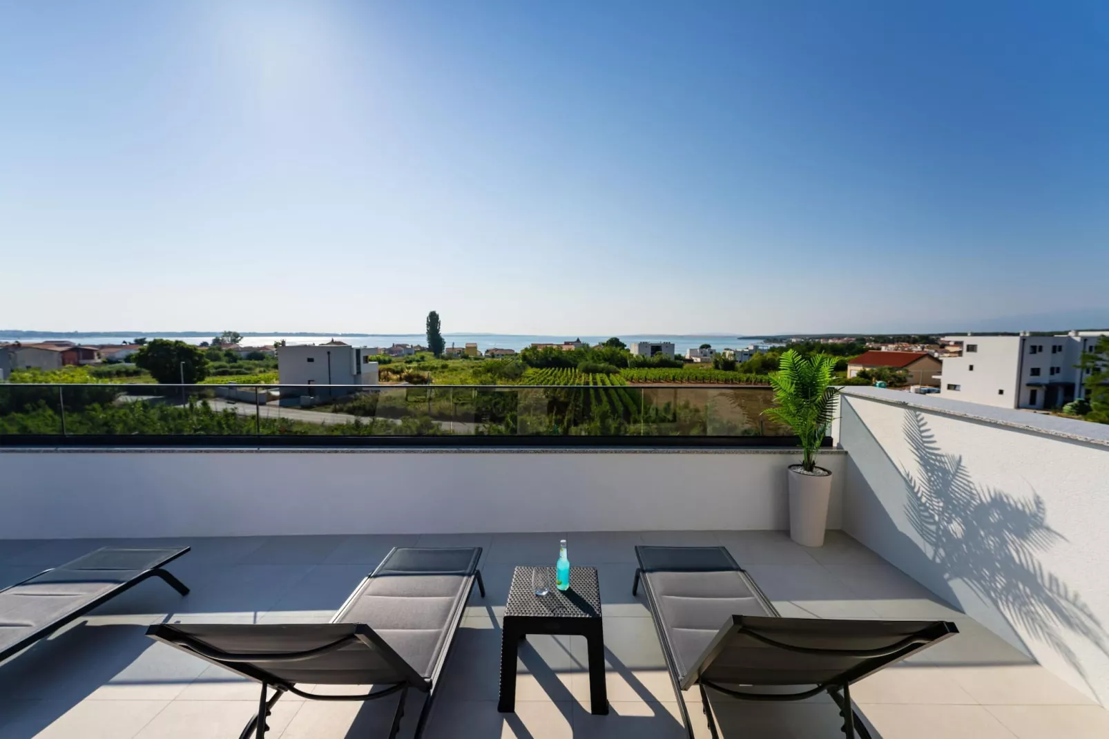Sea view apartment LaMag-Terrasse / balcon
