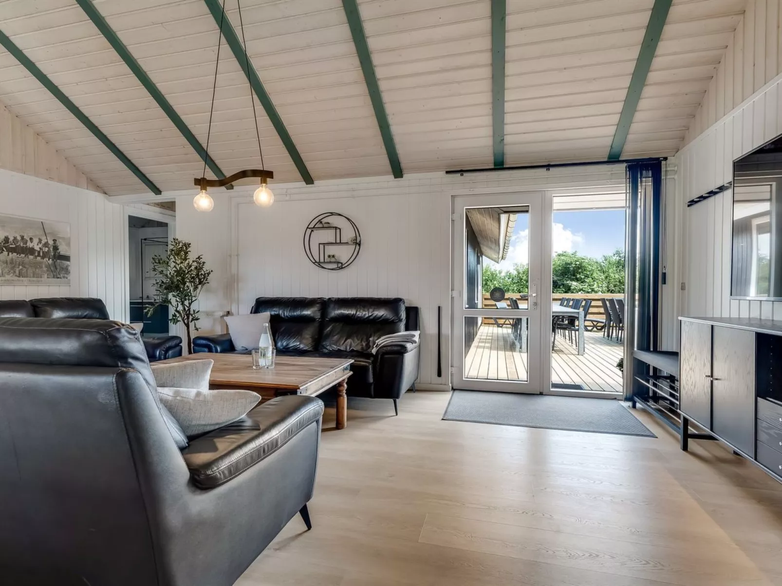 "Eftim" - 500m from the sea-Inside