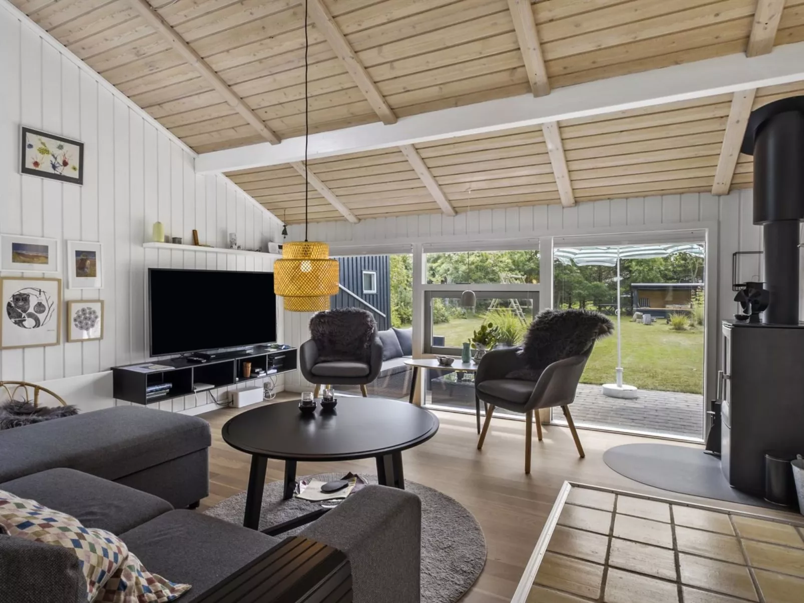 "Gita" - 2.2km from the sea-Drinnen