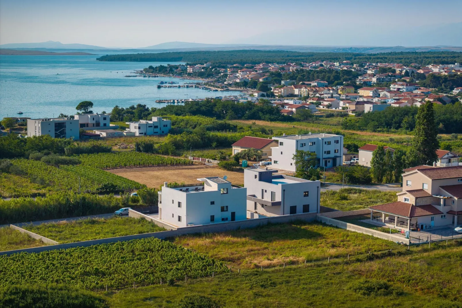 Sea view apartment LaMag-Zones été à 1 km
