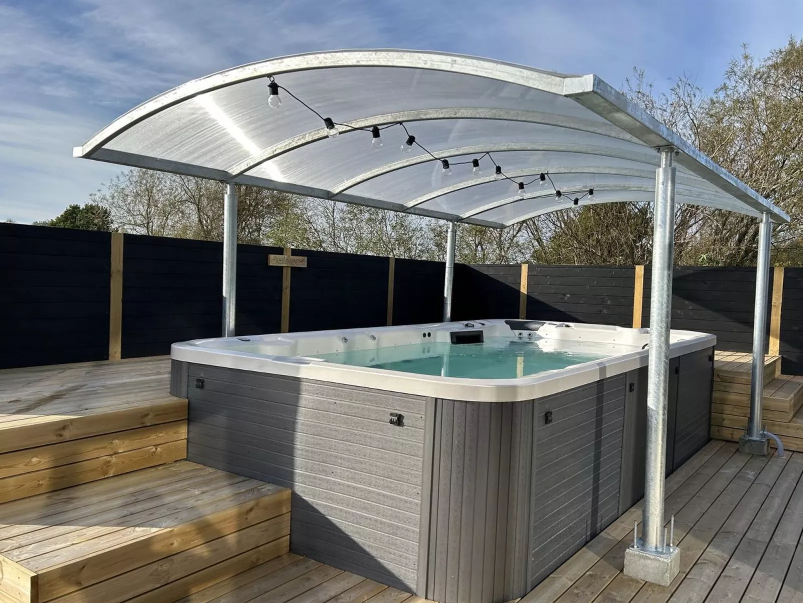 "Grep" - 800m from the sea-Drinnen