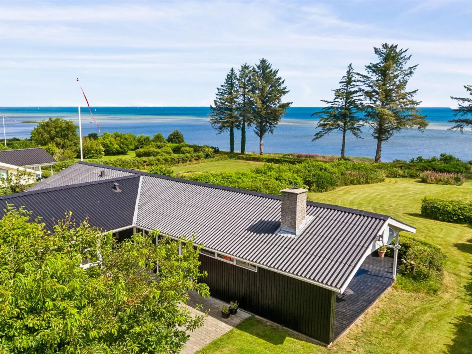 "Wrage" -  from the sea-Outside