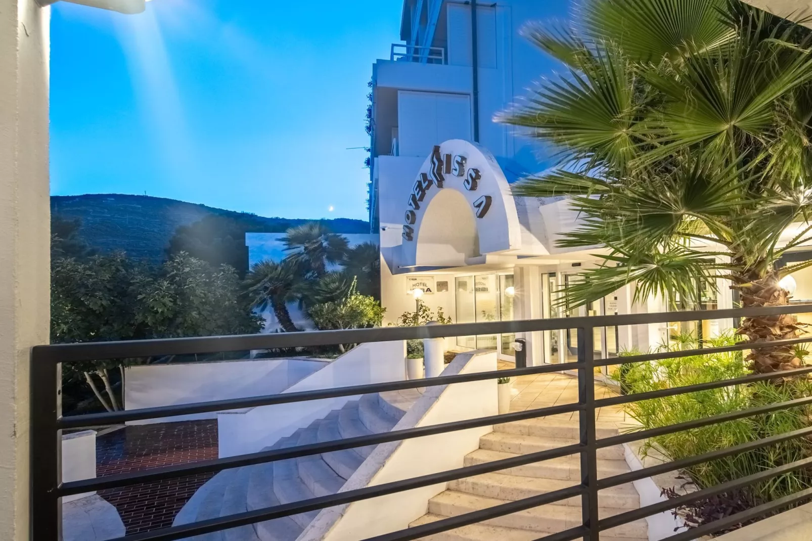 Hotel Issa - Double Room Sea View 1-Outdoor