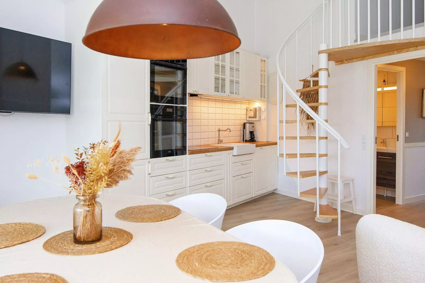 8 person holiday home in Ringkøbing-By Traum-Indoor