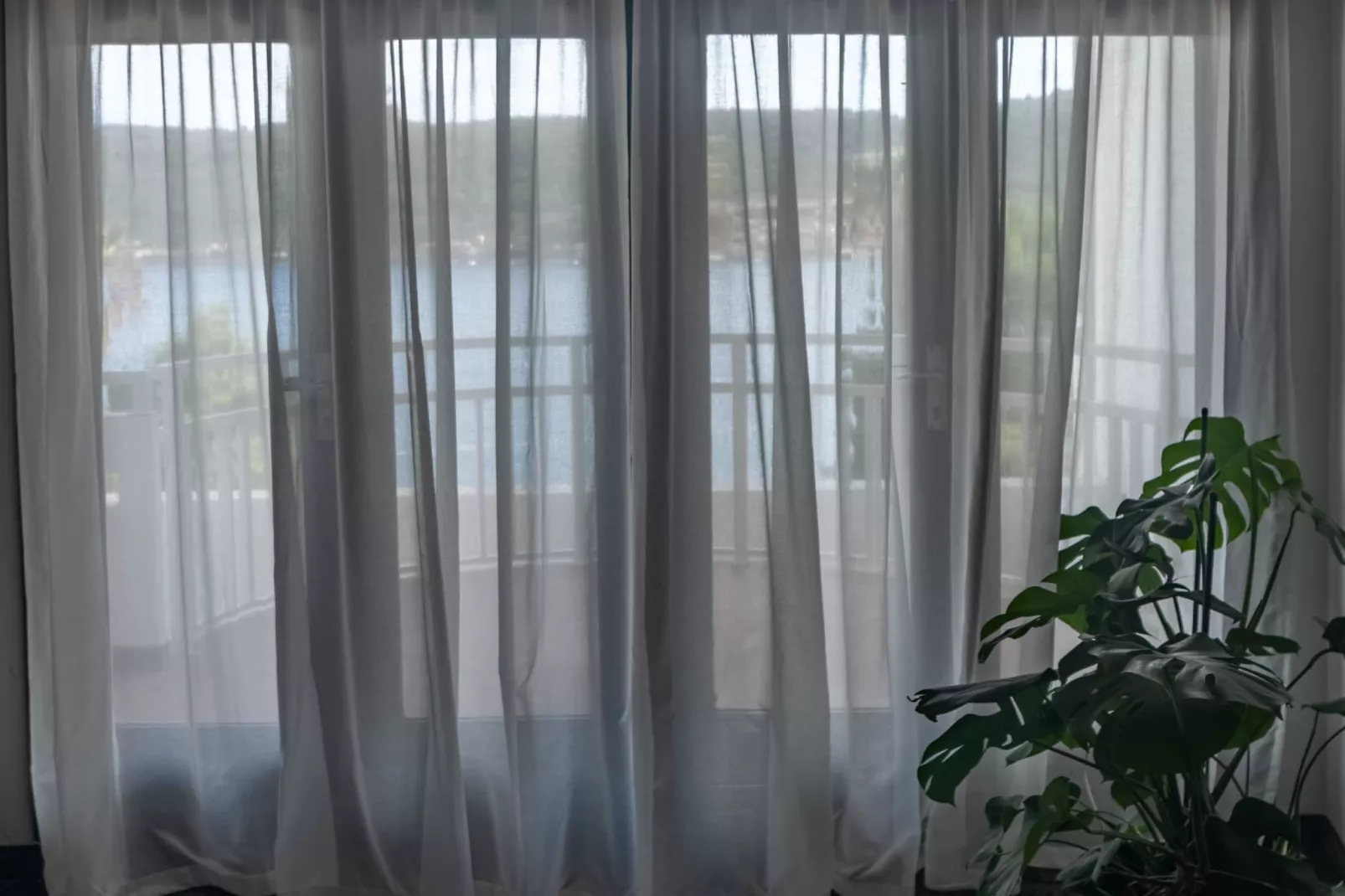 Hotel Issa - Double Room Sea View 10 - Innenbereich