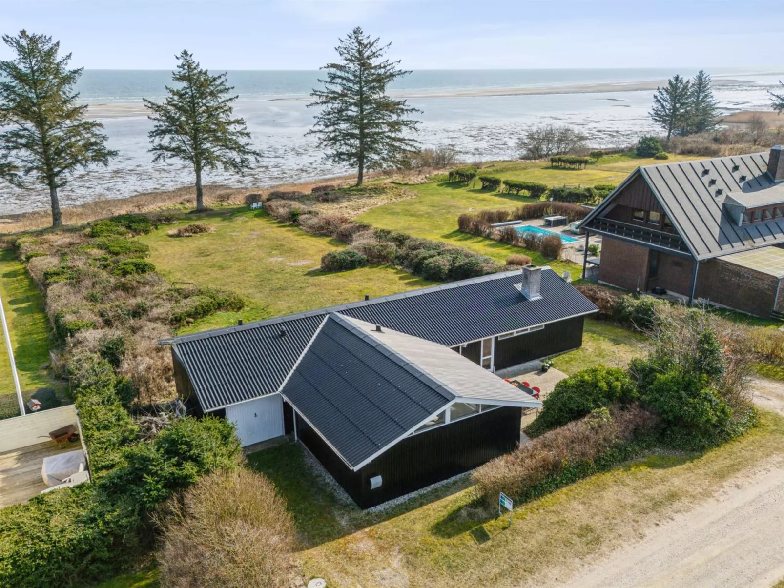 "Wrage" -  from the sea-Outside