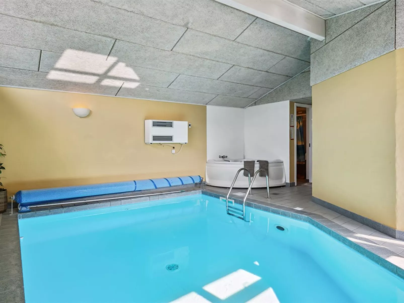 "Wrage" -  from the sea-Outside