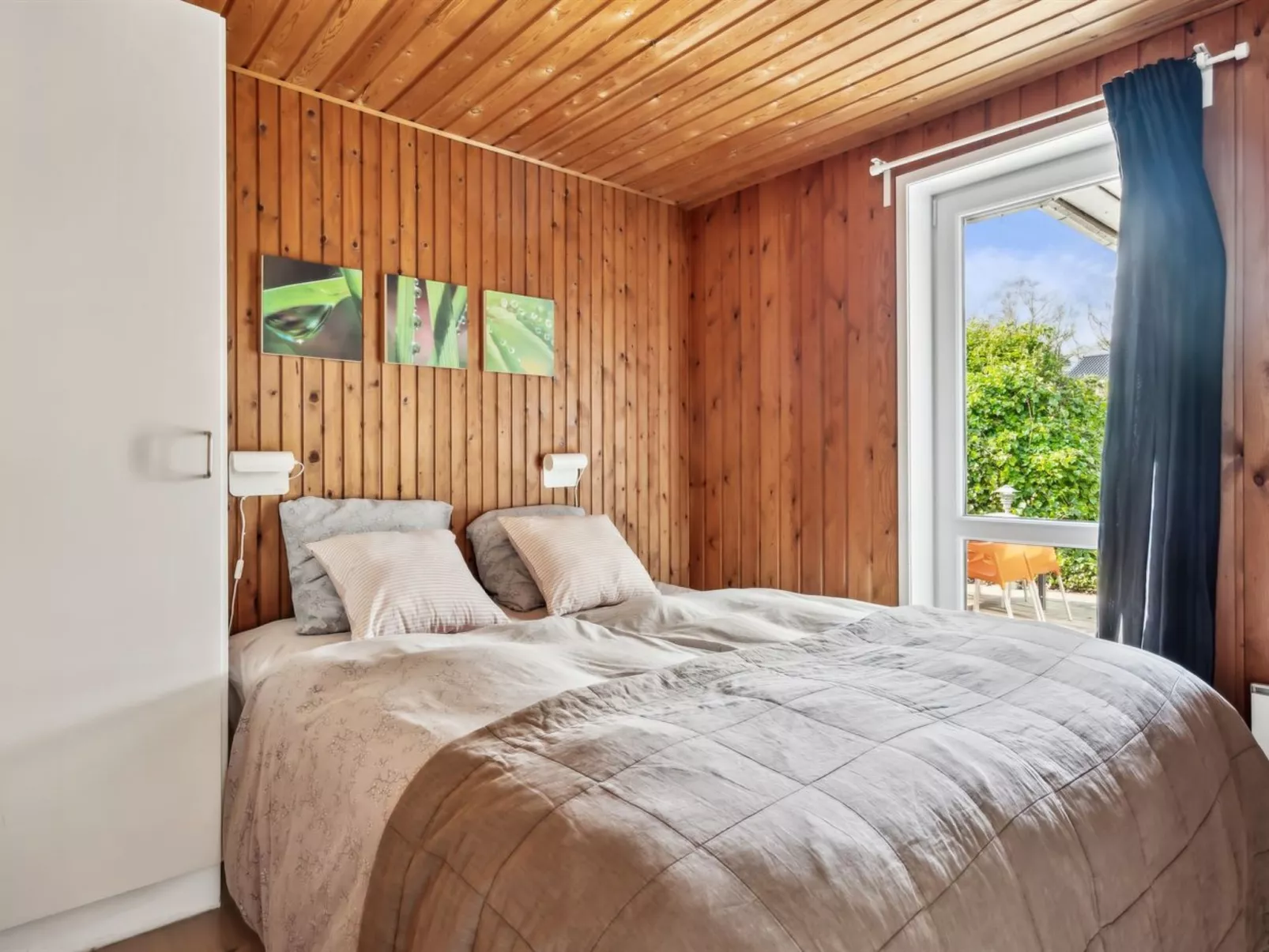 "Wrage" -  from the sea-Inside