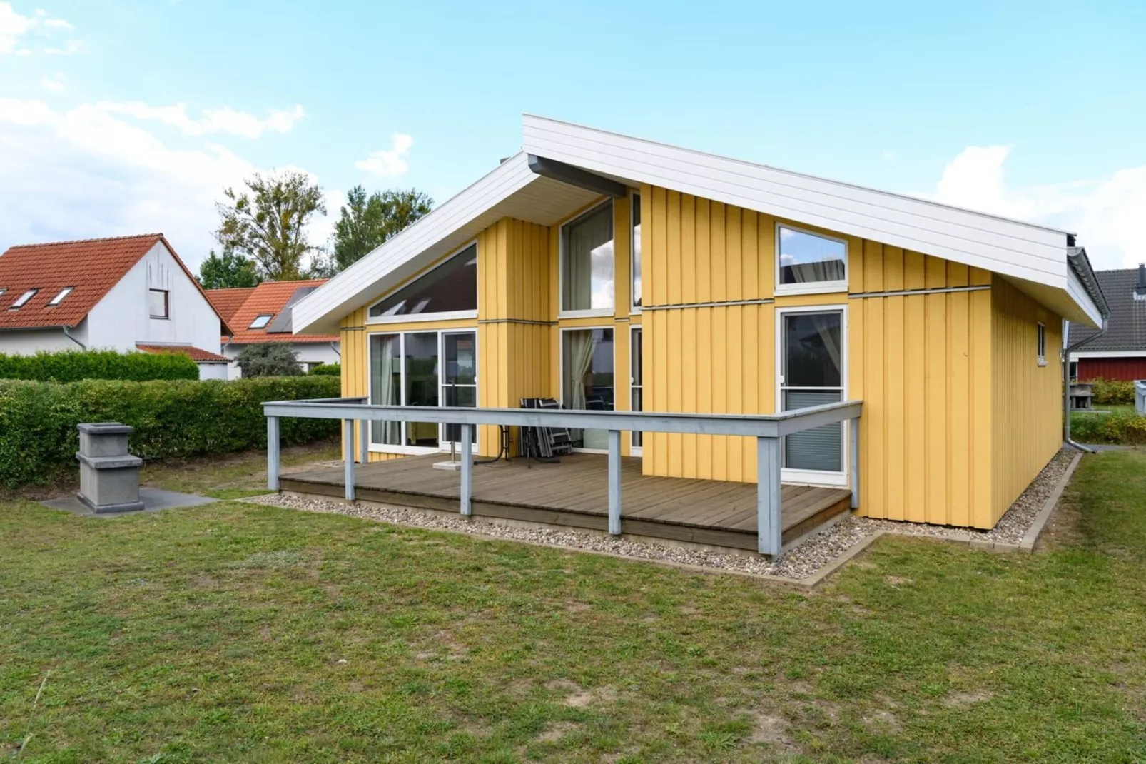 Ferienhaus Seeschwalbe-75-Außenbereich Sommer