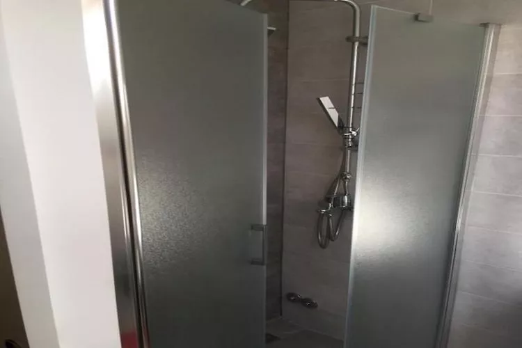 Guesthouse Family Bosnic - Double Room with Balcony - 4