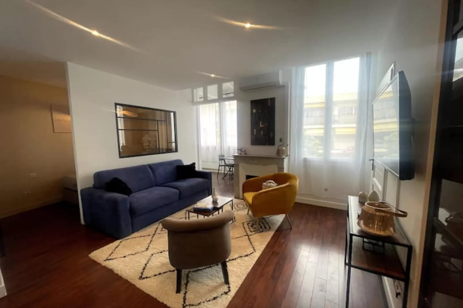 Studio cosy  cour intérieure - Cannet-Wohnzimmer