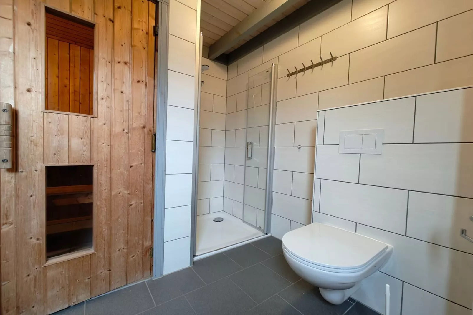 FH Wildgans Comfort mit Sauna & Kaminofen 81 qm 131-Salle de bain