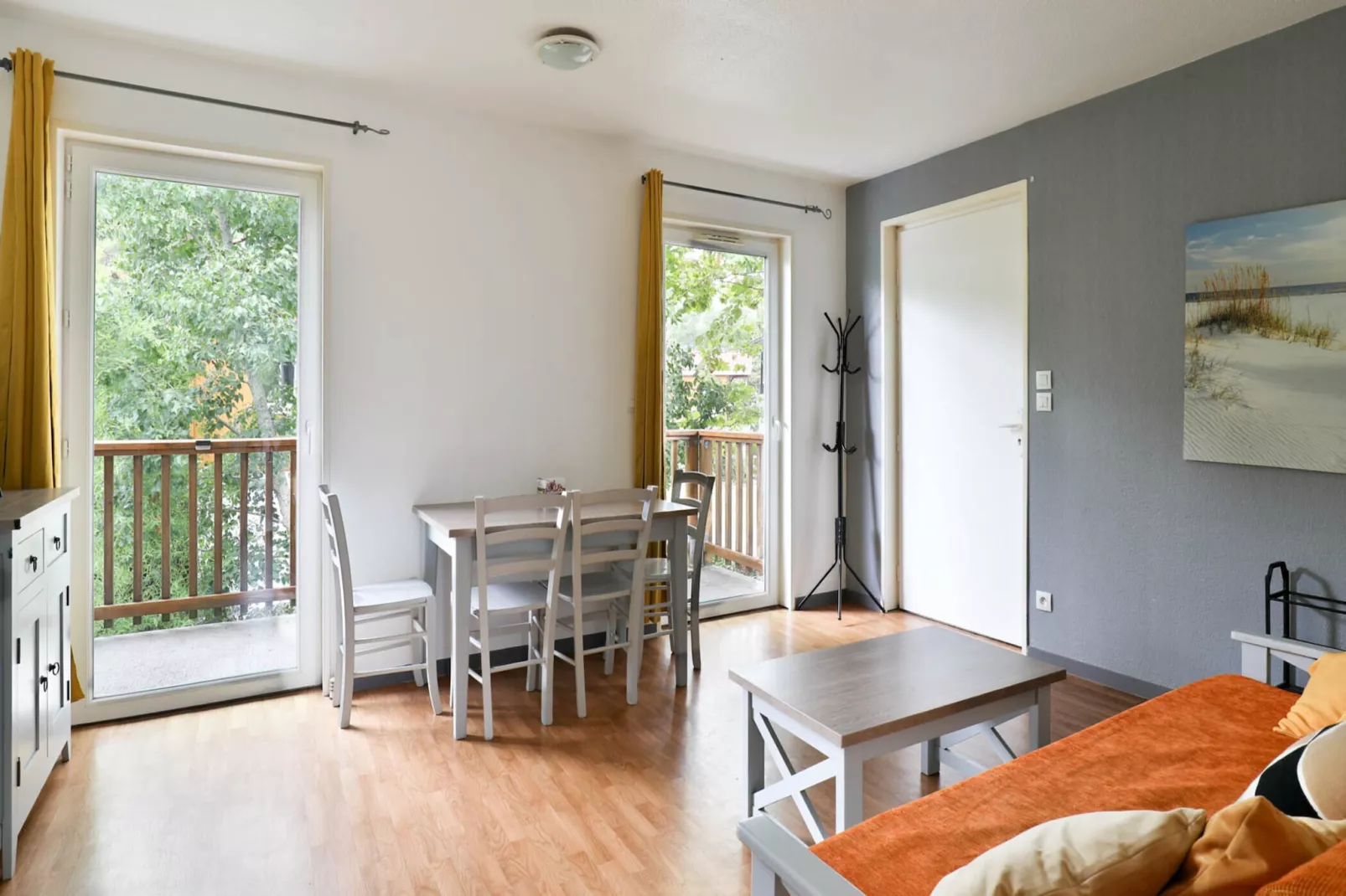 D. Des Grands Lacs N°94-2P4-Salon