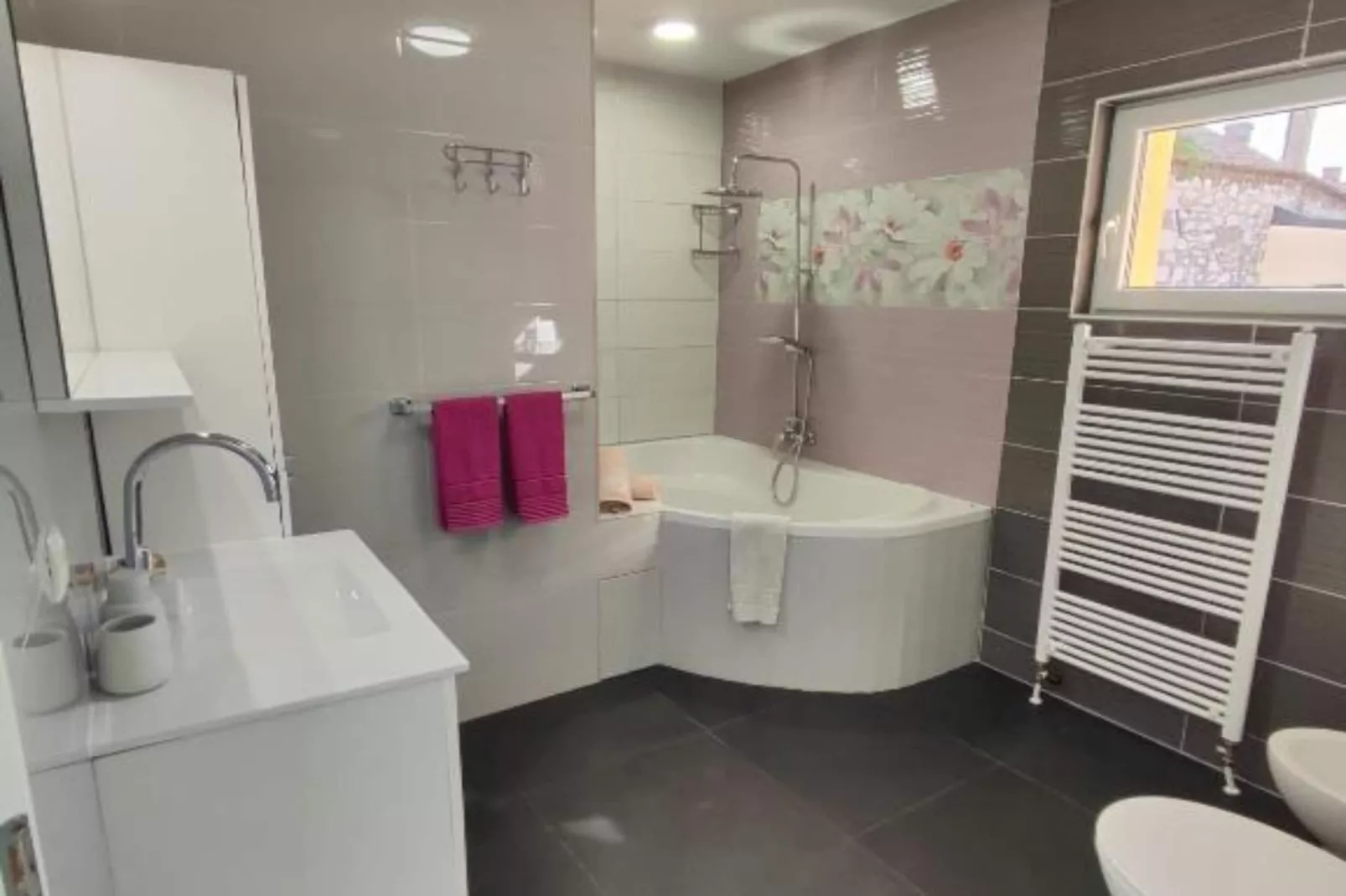 Holiday House Emma - Two Bedroom Holiday Home With Terrace-Bathroom