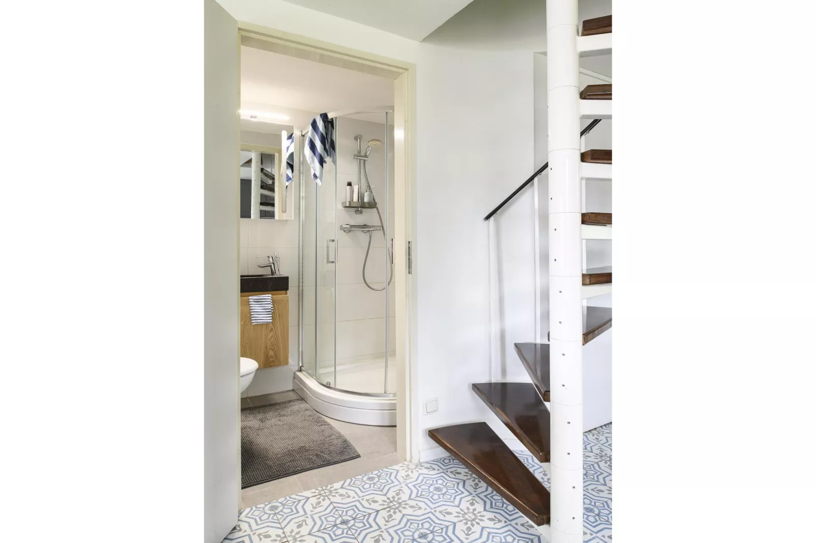 Bungalowpark Rien van den Broeke Village 9-Salle de bain