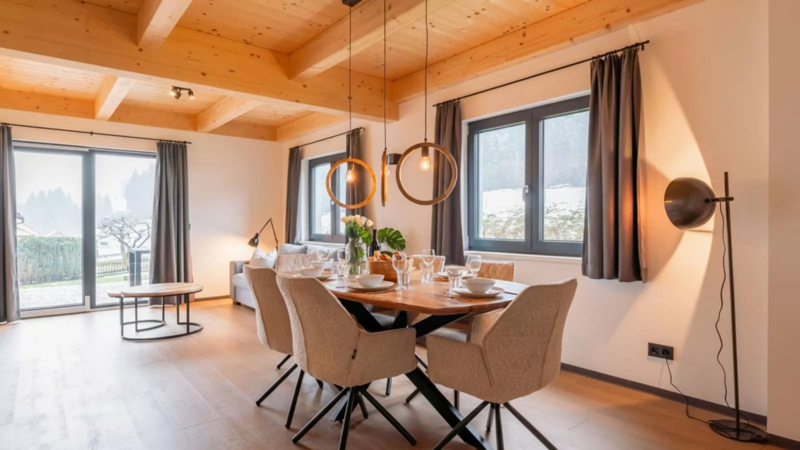 Obermöschach 5A-Dining room
