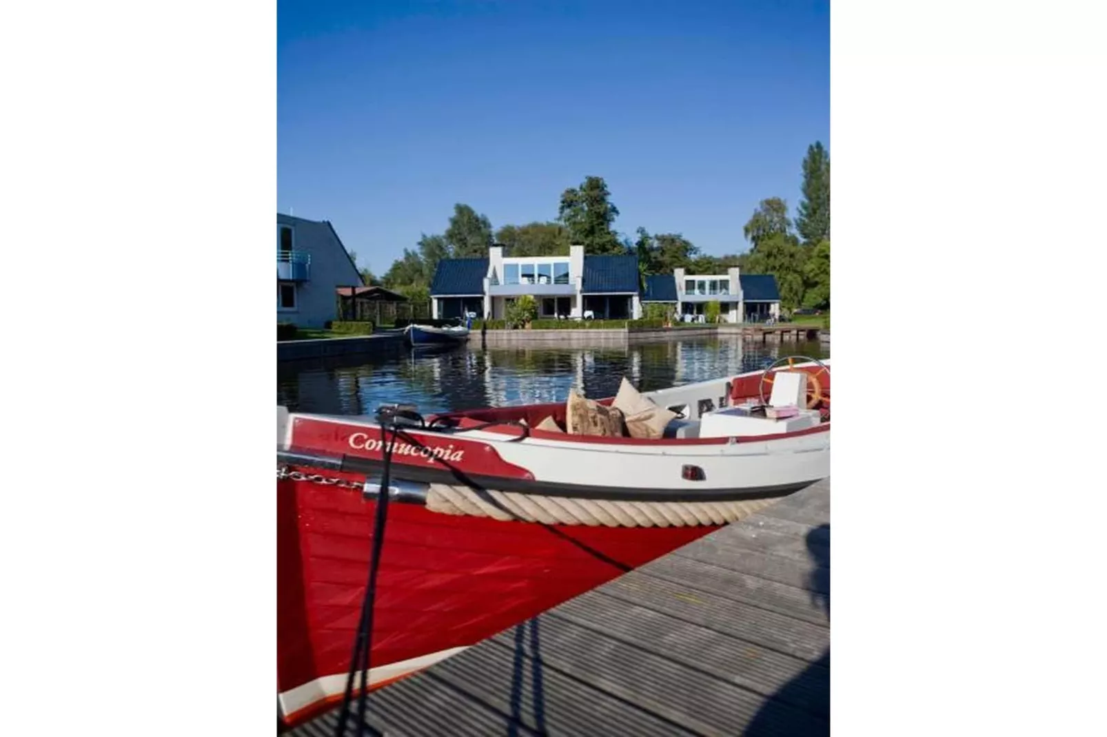 Bungalowpark Rien van den Broeke Village 9-Zones été à 1 km