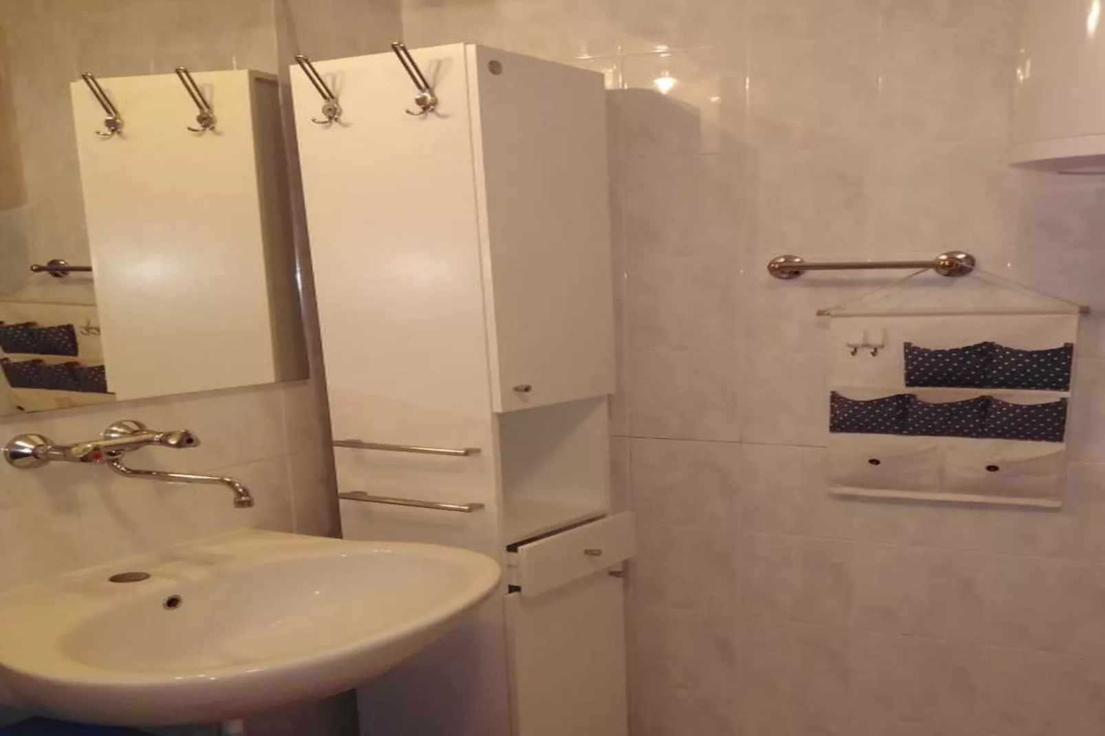 Apartments Lucija - A5-Bathroom