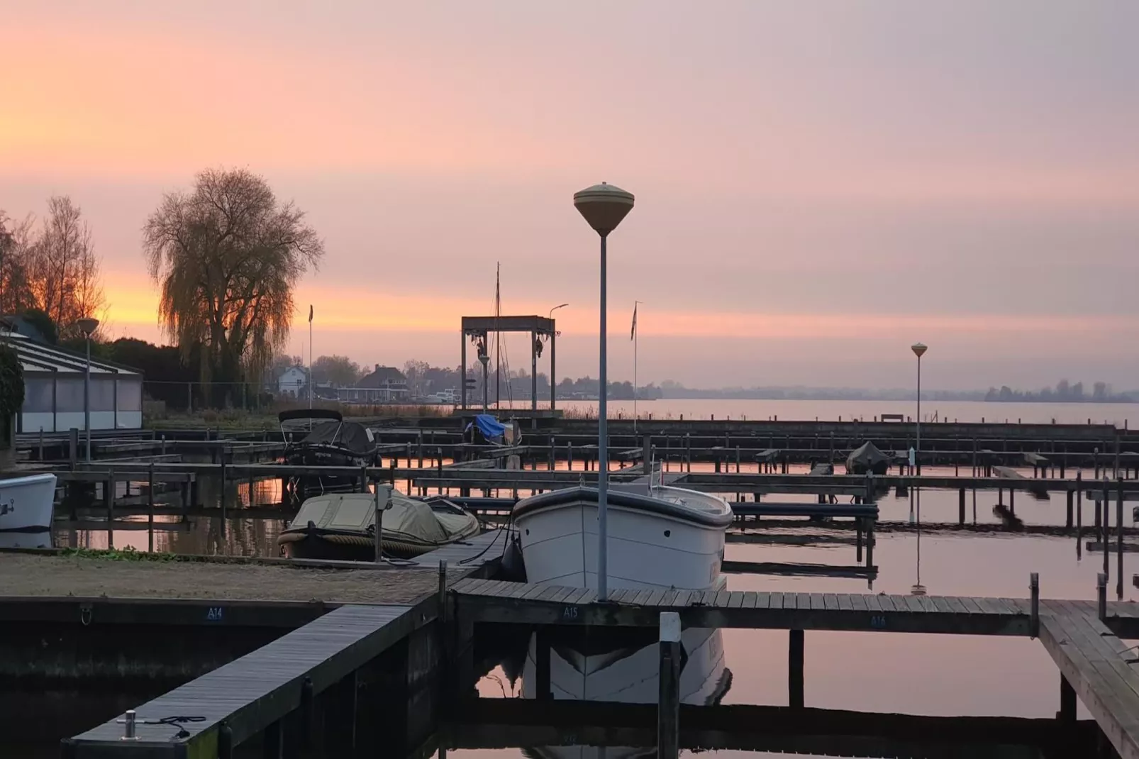 Bungalowpark Rien van den Broeke Village 9-Zones été à 1 km