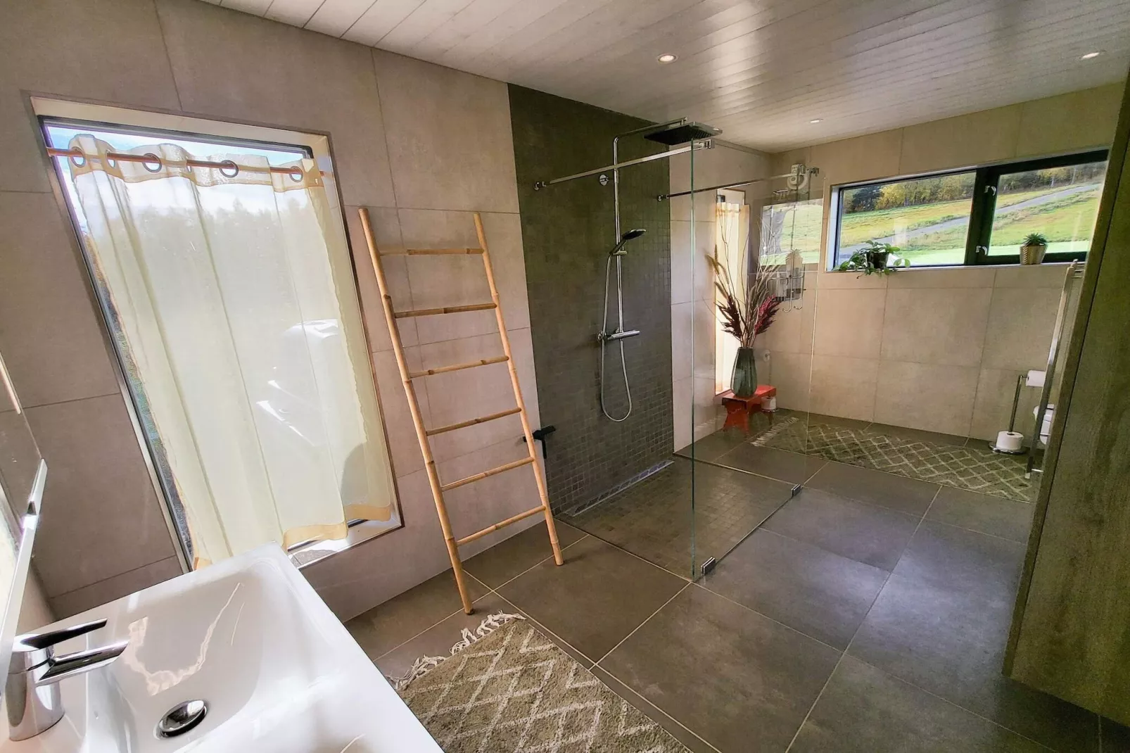 9 Personen Ferienhaus in Øverbygd-Innenbereich