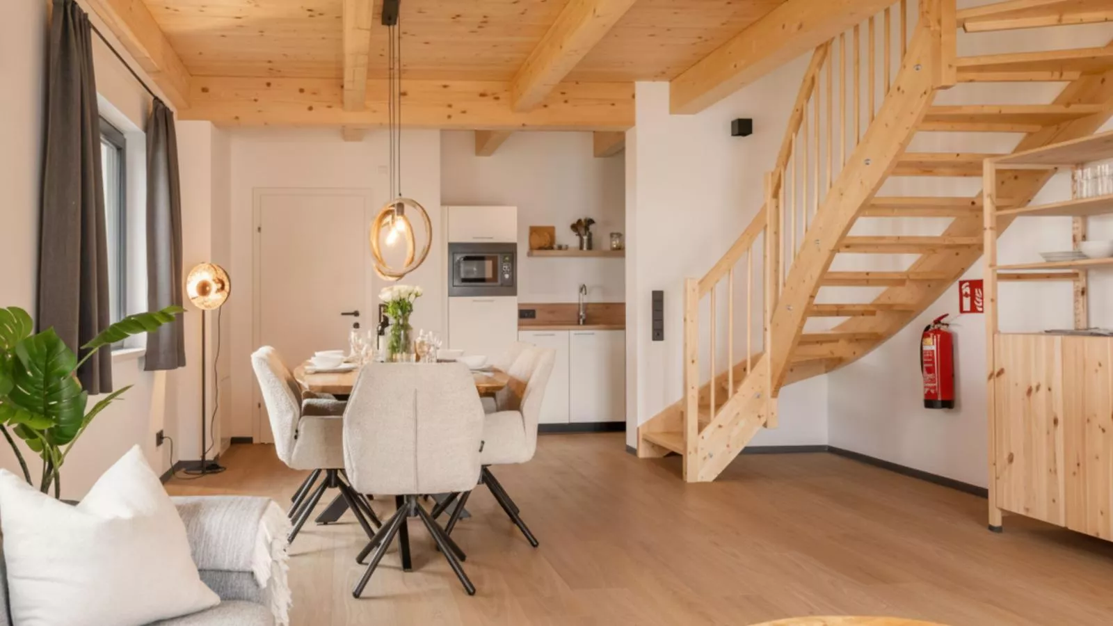 Obermöschach 5A-Dining room